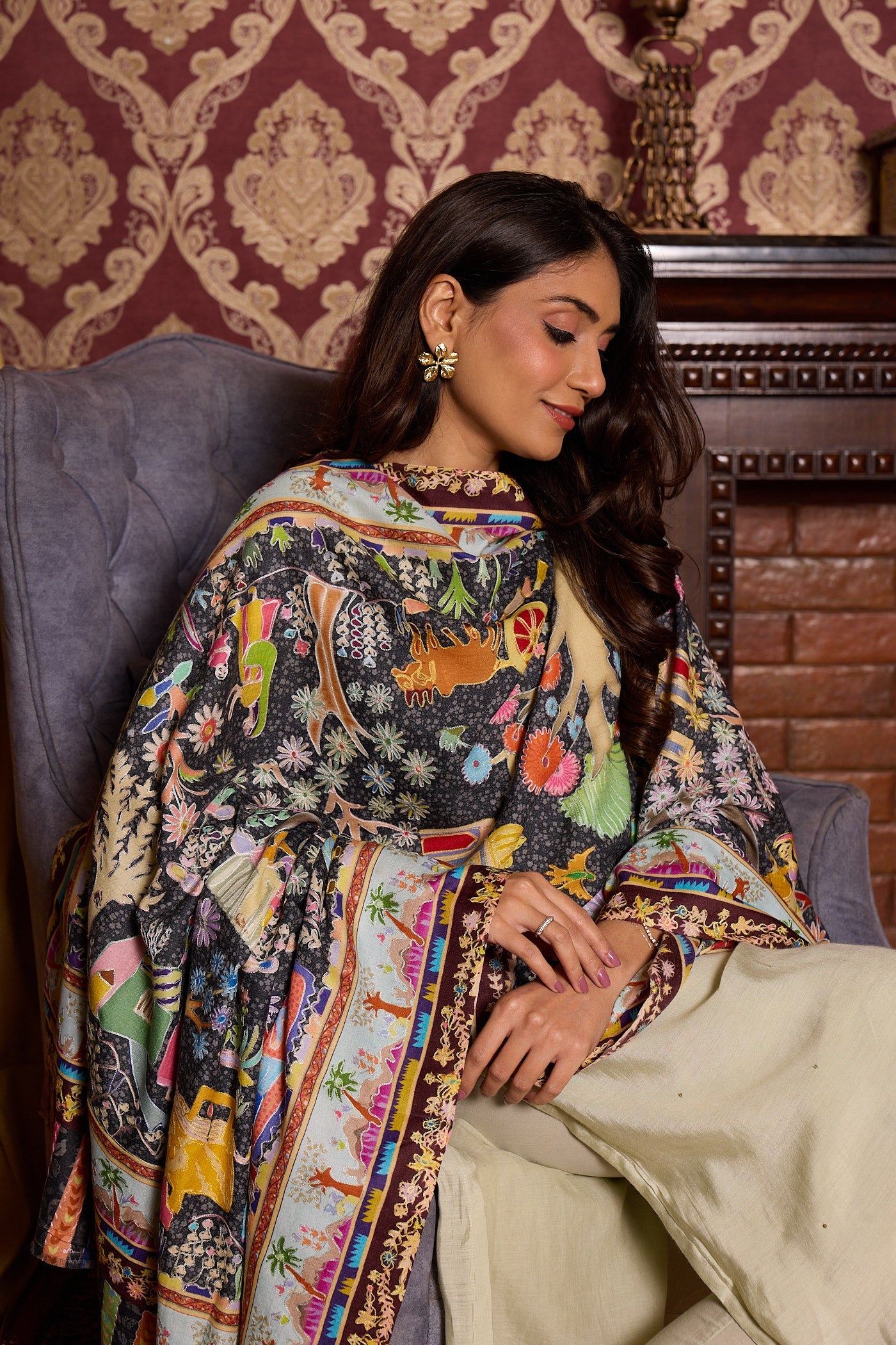 4 Ways to Wear an Embroidered Pashmina Shawl