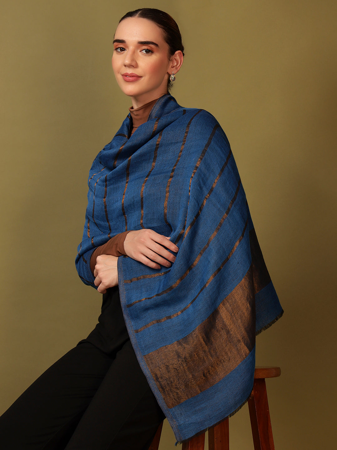 Pashmoda Women Parallel Grace Reversible Zari Moonlight Fine Wool Stole (Size: 71x203 Cm)