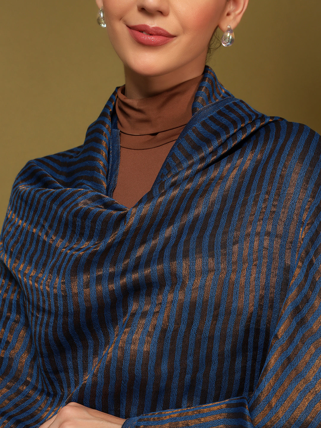 Pashmoda Women Golden Eclipse Reversible Zari Moonlight Fine Wool Stole (Size: 71x203 Cm)