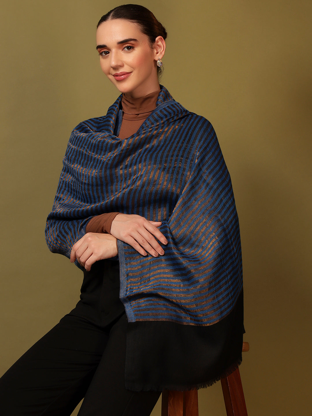 Pashmoda Women Golden Eclipse Reversible Zari Moonlight Fine Wool Stole (Size: 71x203 Cm)