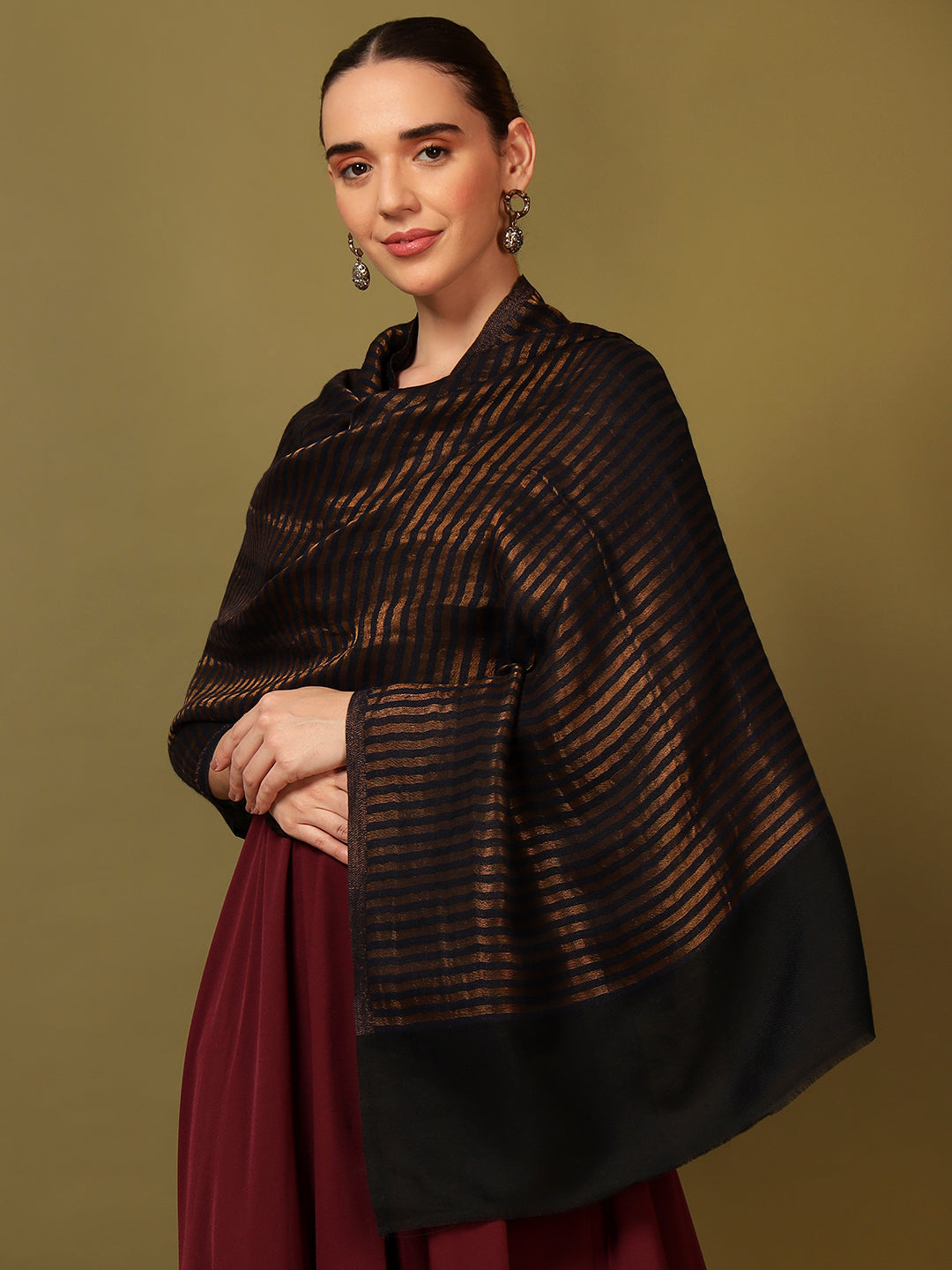 Pashmoda Women Golden Eclipse Reversible Zari Moonlight Fine Wool Stole (Size: 71x203 Cm)