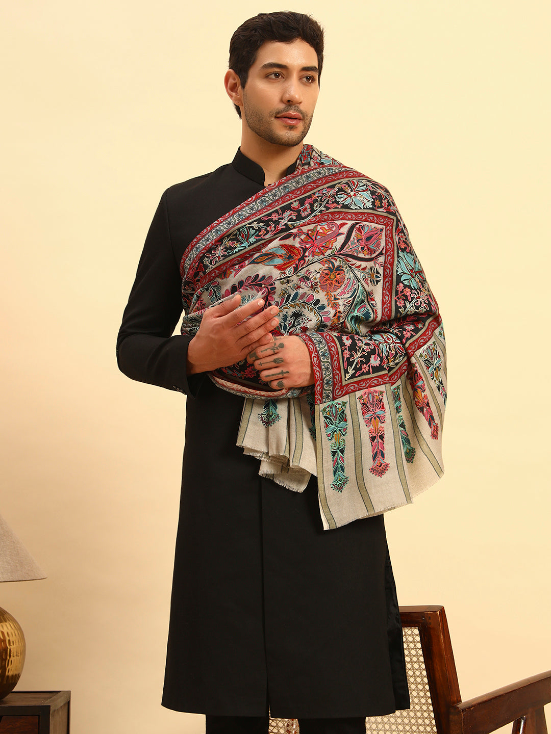 Pashmoda Men Rangkalam 100% Pure Wool Fabric Kalamkari Embroidered Shawl (Size: 101x203 CM)