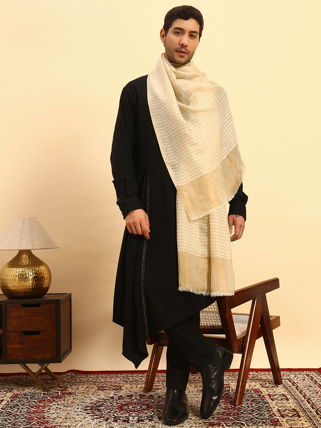 Pashmoda Men Golden Eclipse Reversible Zari Moonlight Fine Wool Stole (Size: 71x203 Cm)