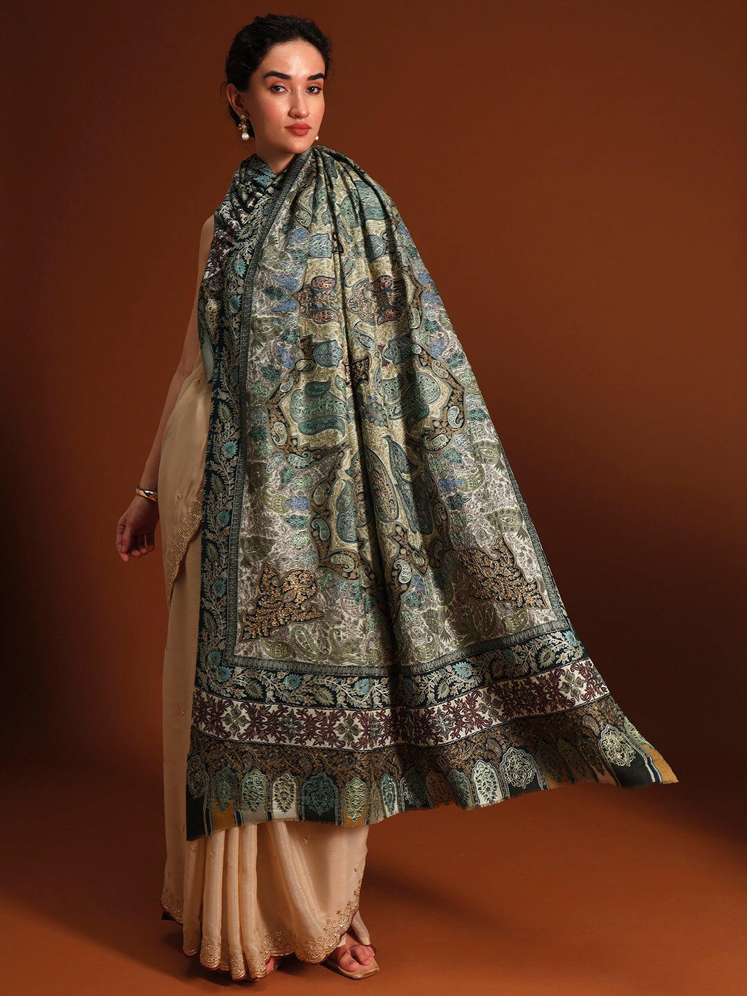 Women Nafees Fine Wool Fabric Kalamkari Embroidered Shawl