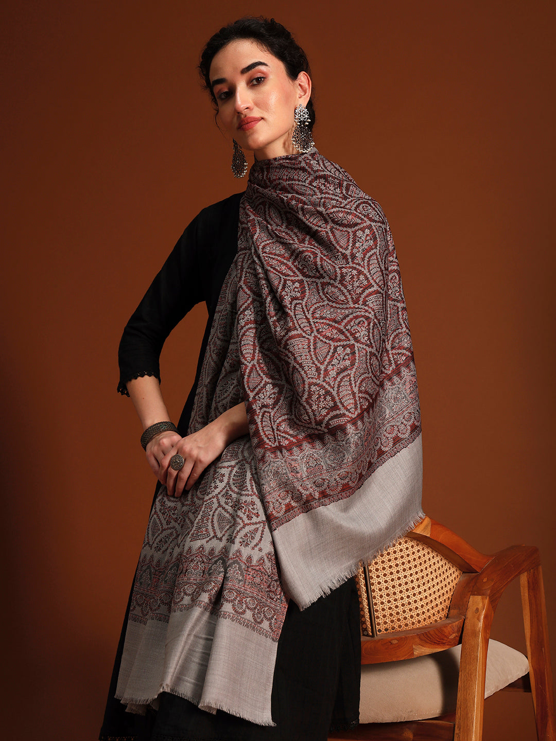 Women Shahi Jaal Kashmiri Jamawar Woven Shawl