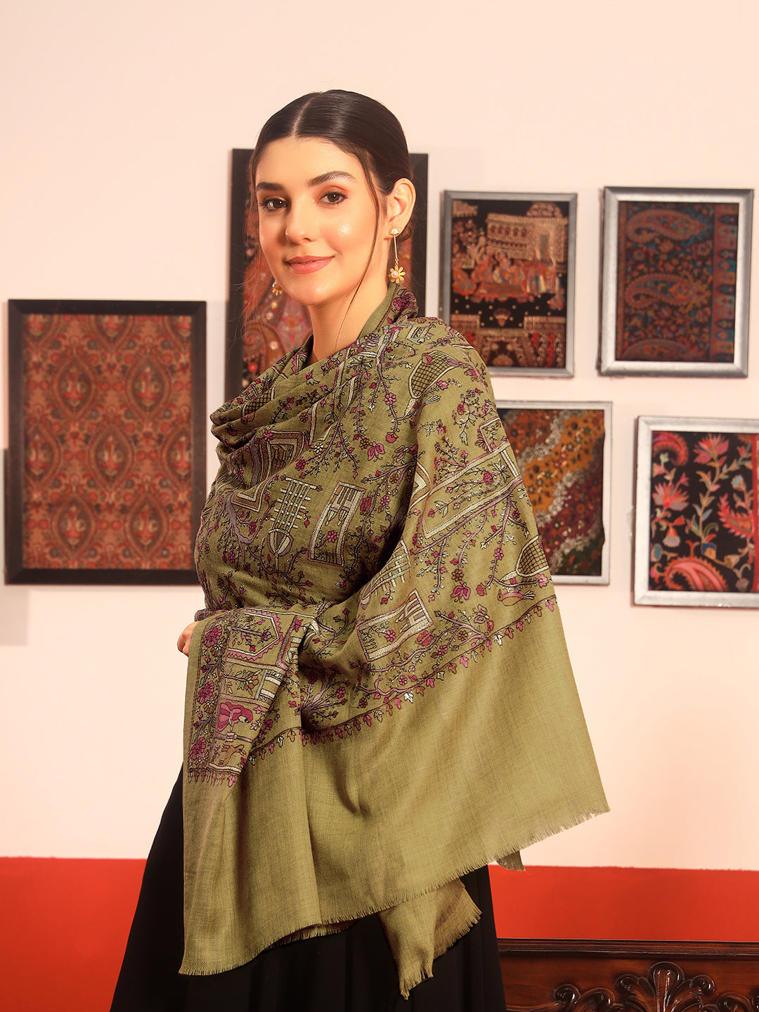 Pashmoda Women Arwina 100% Pure Wool Sozni Hand Embroidered Shawl (Size: 101x203 CM)