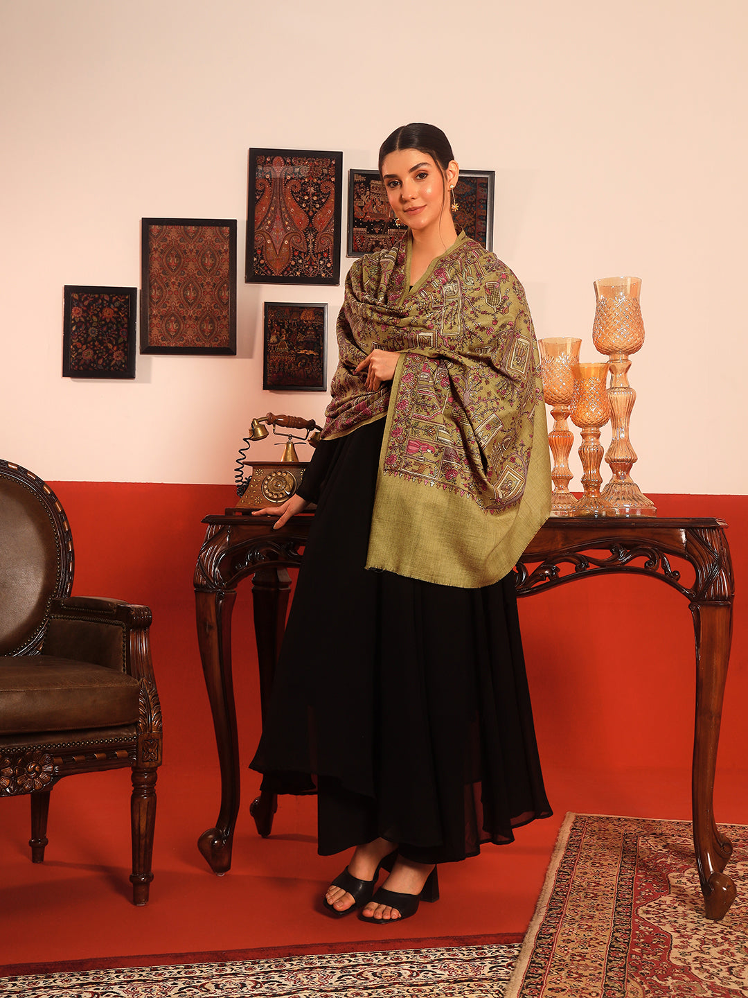 Pashmoda Women Arwina 100% Pure Wool Sozni Hand Embroidered Shawl (Size: 101x203 CM)