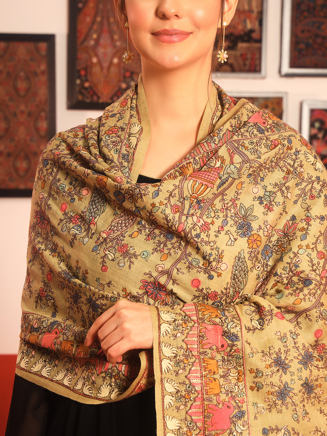 Pashmoda Women Naqsh 100% Pure Wool Sozni Hand Embroidered Stole (Size: 71x203cm)