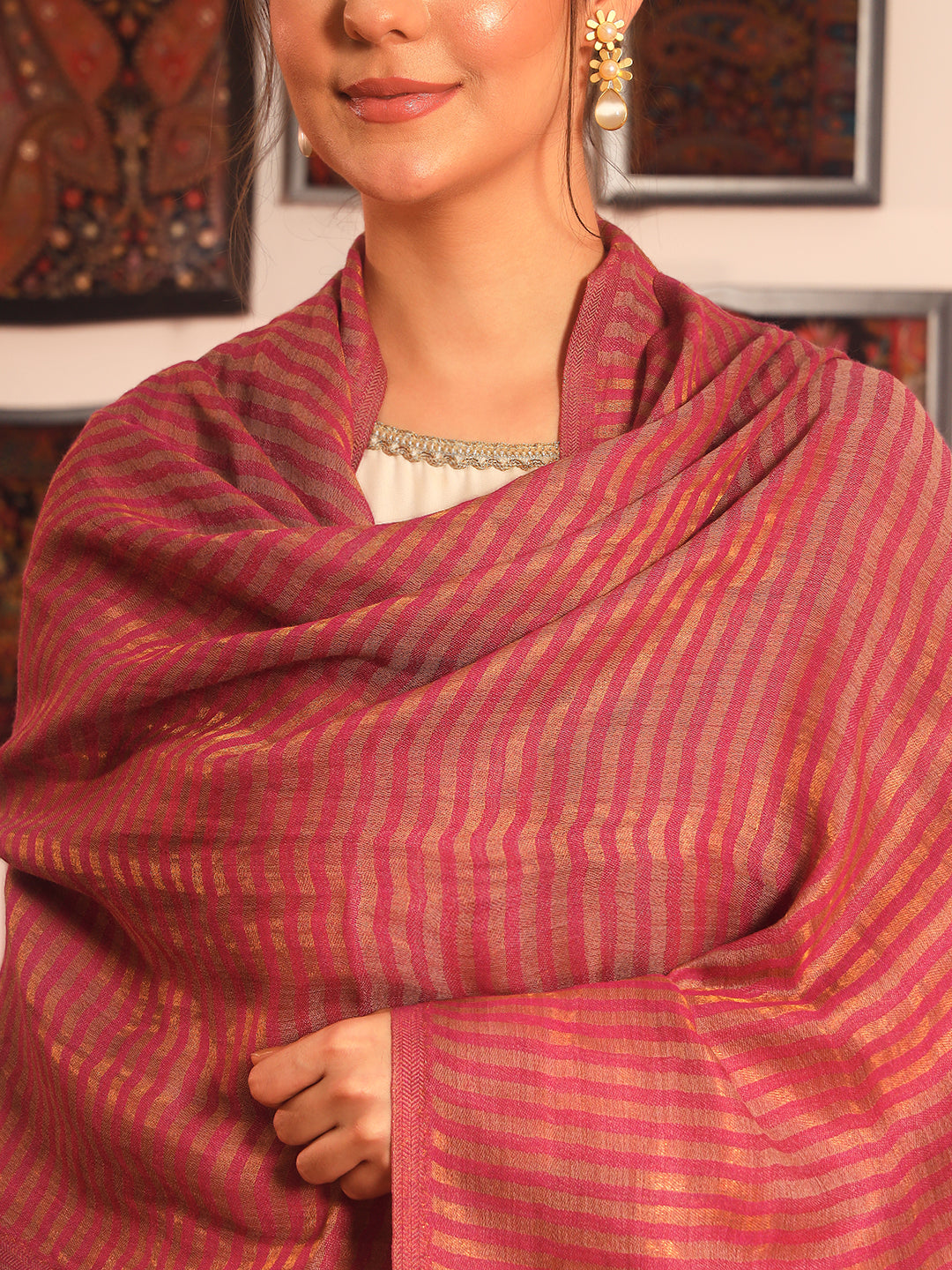 Pashmoda Women Golden Eclipse Reversible Zari Moonlight Fine Wool Stole (Size: 71x203 Cm)