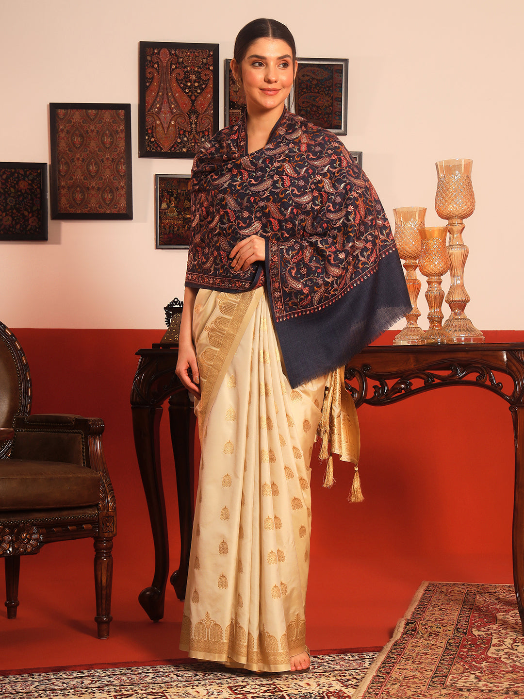 Pashmoda Women’s 100% Pure Wool Sozni Hand Embroidered Stole (Size: 71x203 cm)