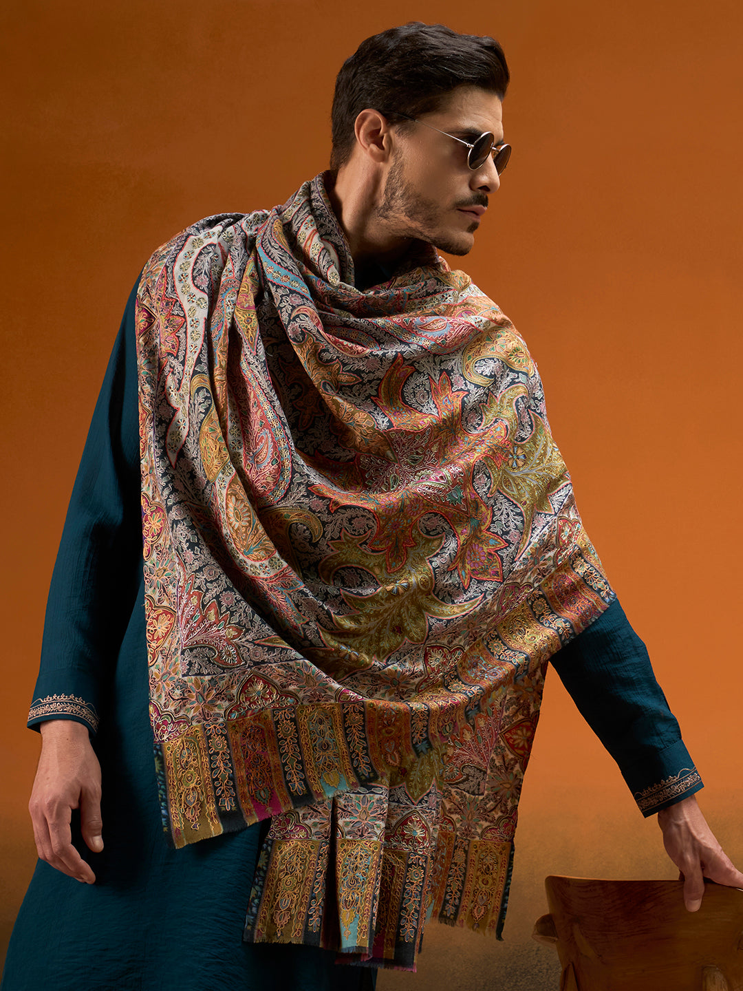 Men Stained Glass Fine Wool Kalamkari Embroidered Shawl