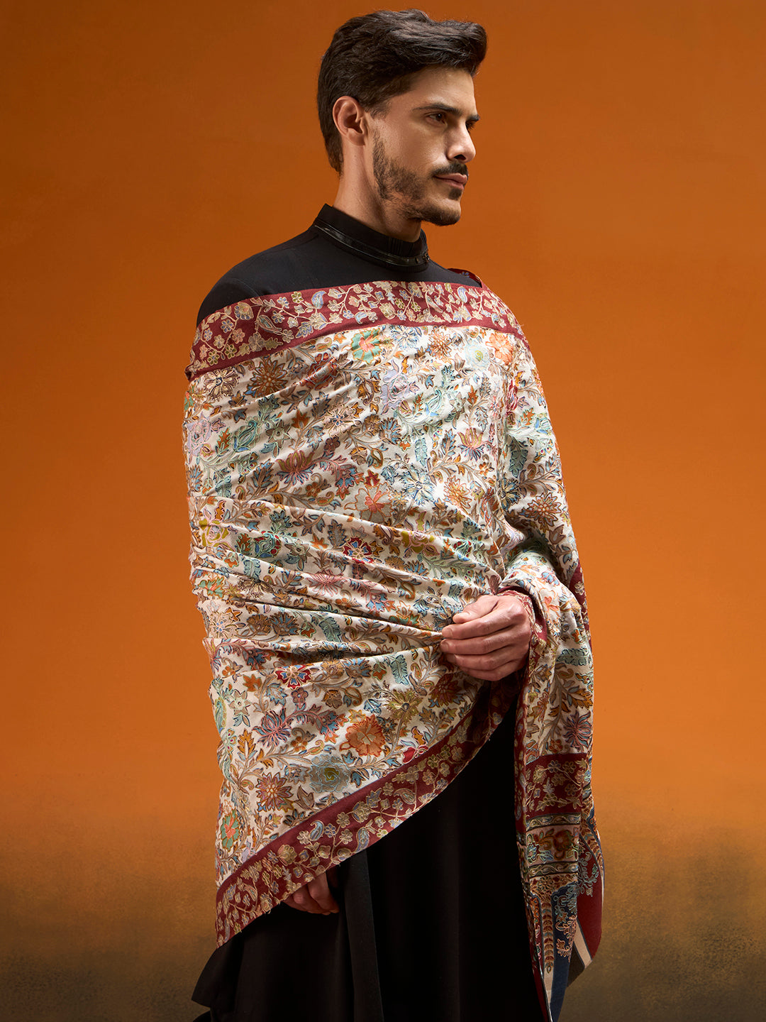Men Royal Mehrab Kalamkari Embroidered Shawl