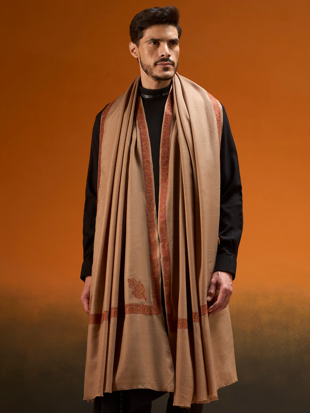 Men kashida Kingri Embroidered Lohi Shawl