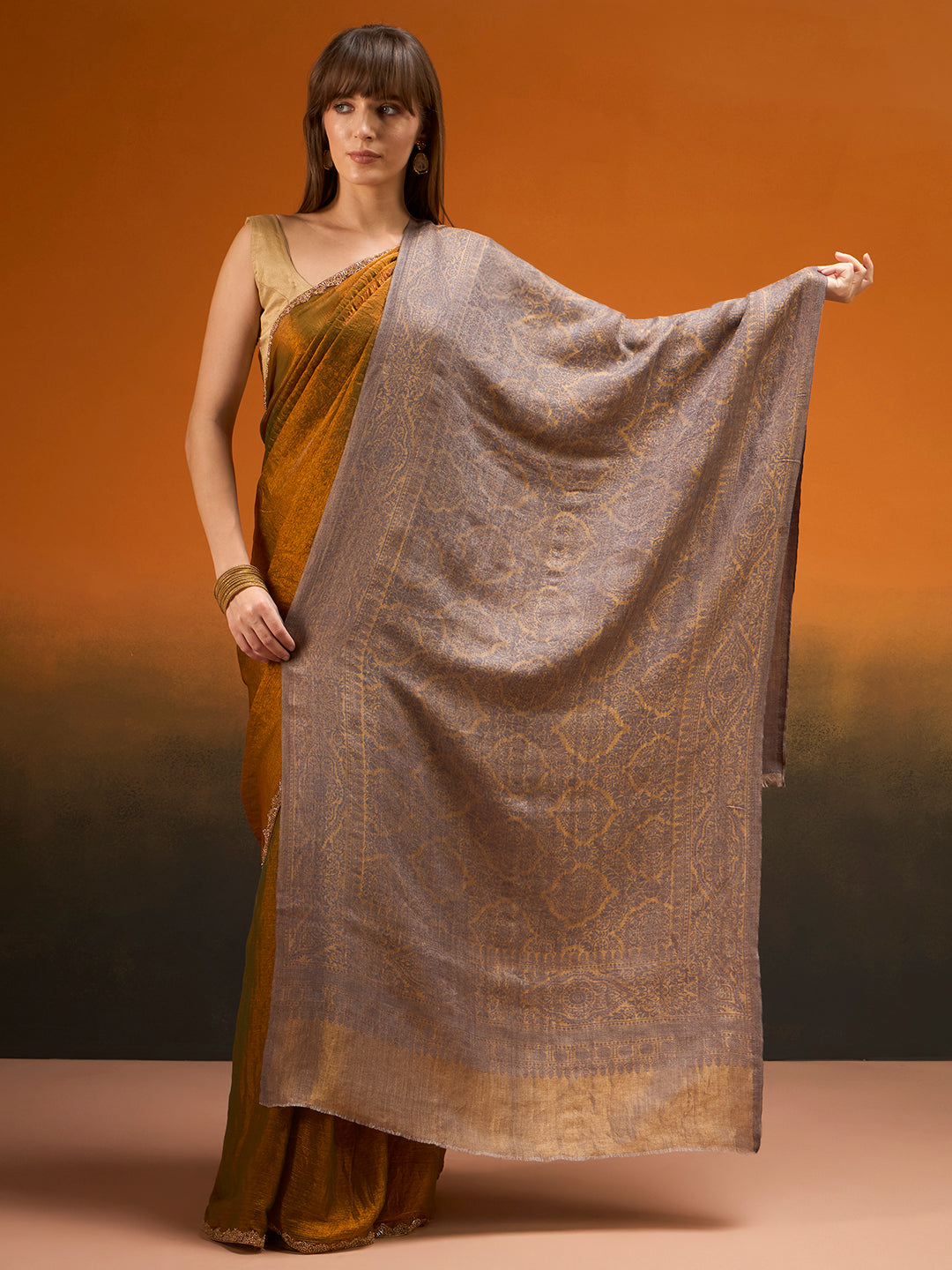 Women Imperial trellis Zari Stole