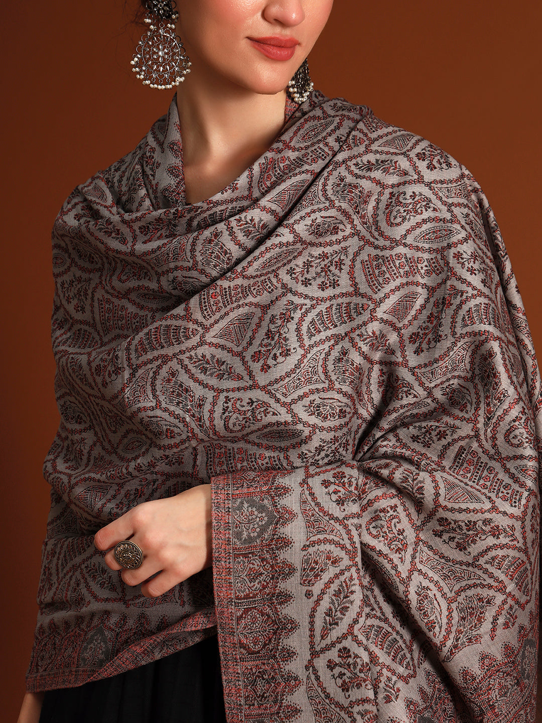 Women Shahi Jaal Kashmiri Jamawar Woven Shawl