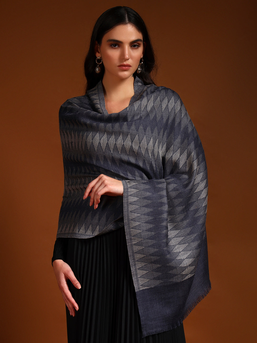 Women 100% Pure Wool Ikat Checkered Stole, Sustainable and Natural Fabric (Size 71x203 CM)