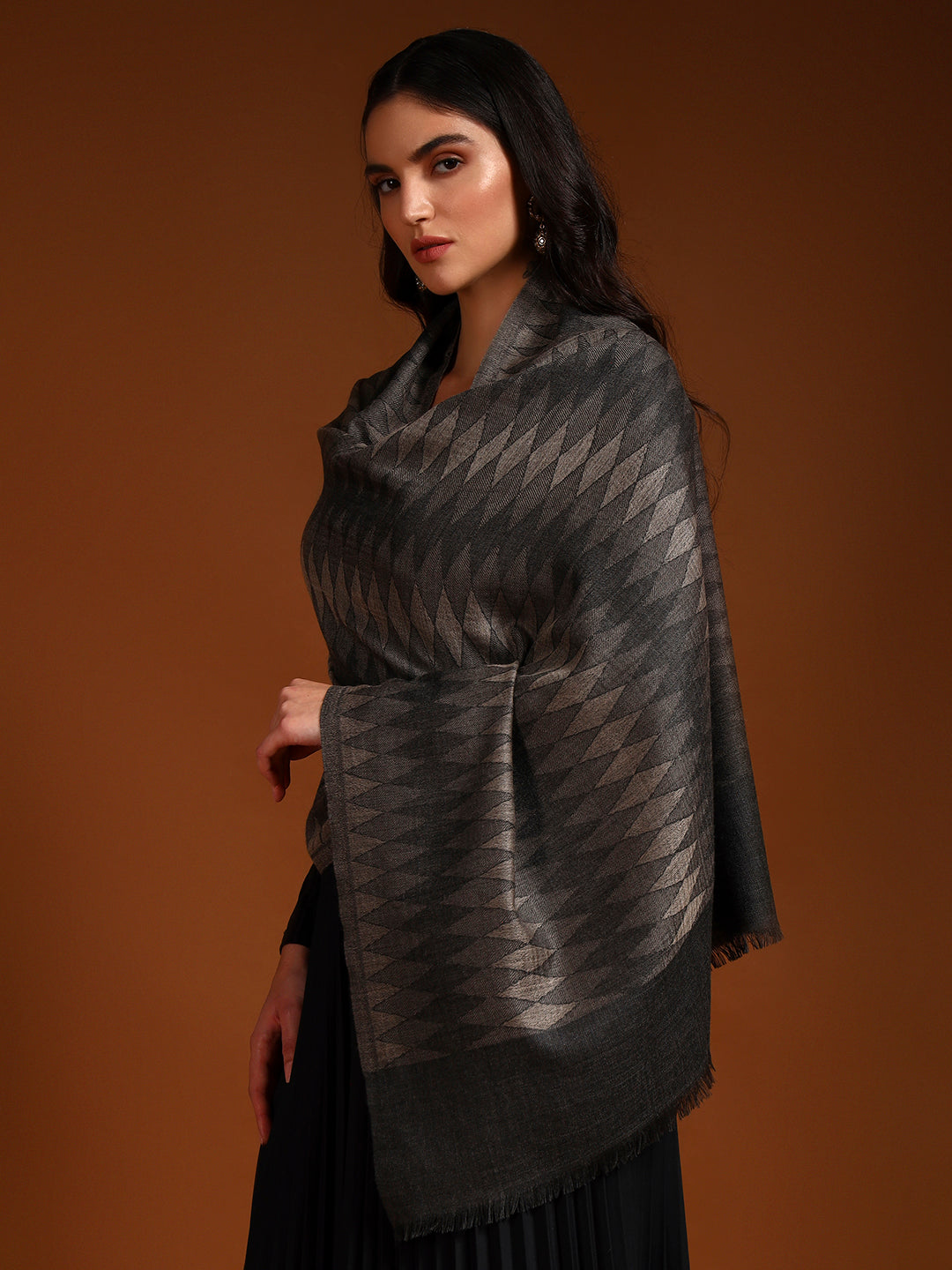 Women 100% Pure Wool Checkered Stole, Sustainable and Natural Fabric (Size 71x203 CM)