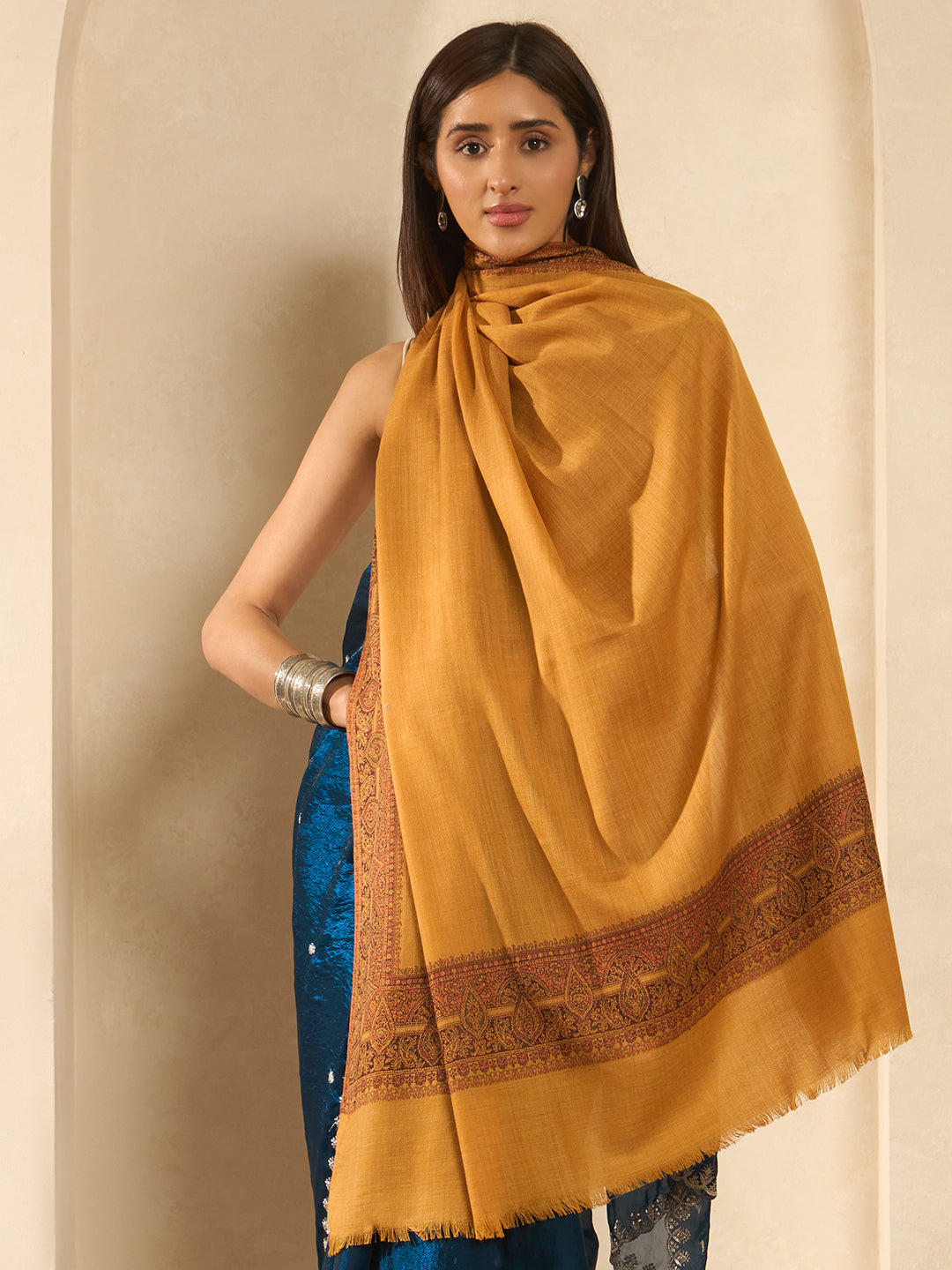 Women Shikoh Kashmiri Jamawar Woven Shawl