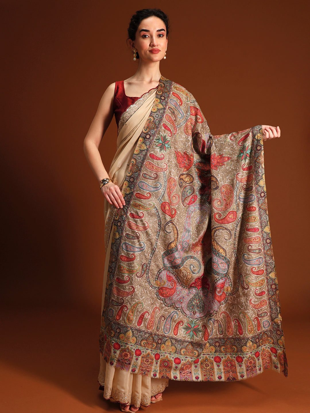 Women Paisley Promenade Fine Wool Fabric Kalamkari Embroidered Shawl