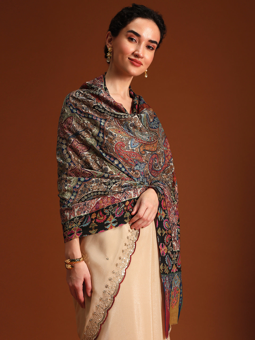 Women Rangrez Fine Wool Fabric Kalamkari Embroidered Shawl