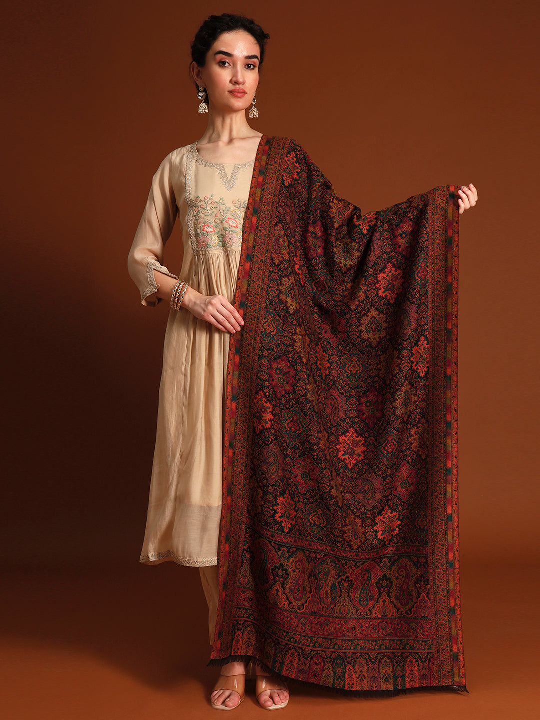 Women Shahkaar Gulistan kaani stole