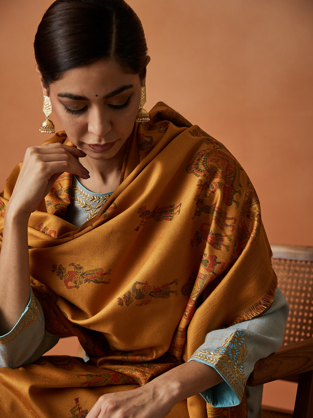 Pashmoda Women Pari mahal Kaani Stole Size:( 71X203 CM)