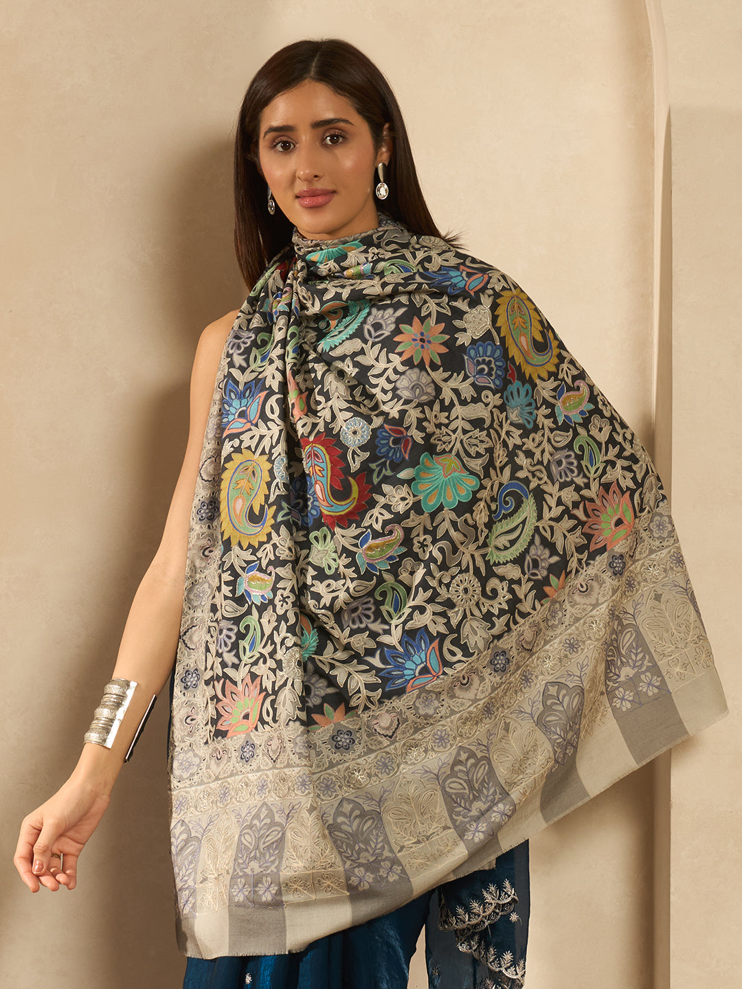 Women Waqar Fine Wool Fabric Kalamkari Embroidered Shawl