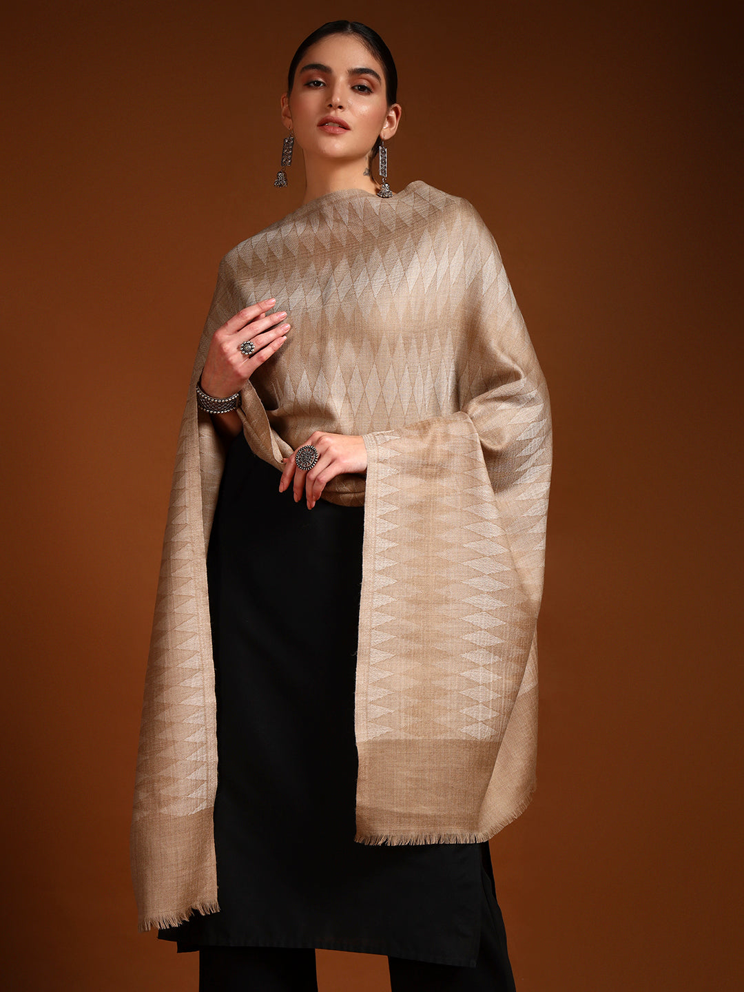 Women 100% Pure Wool Checkered Stole, Sustainable and Natural Fabric (Size 71x203 CM)