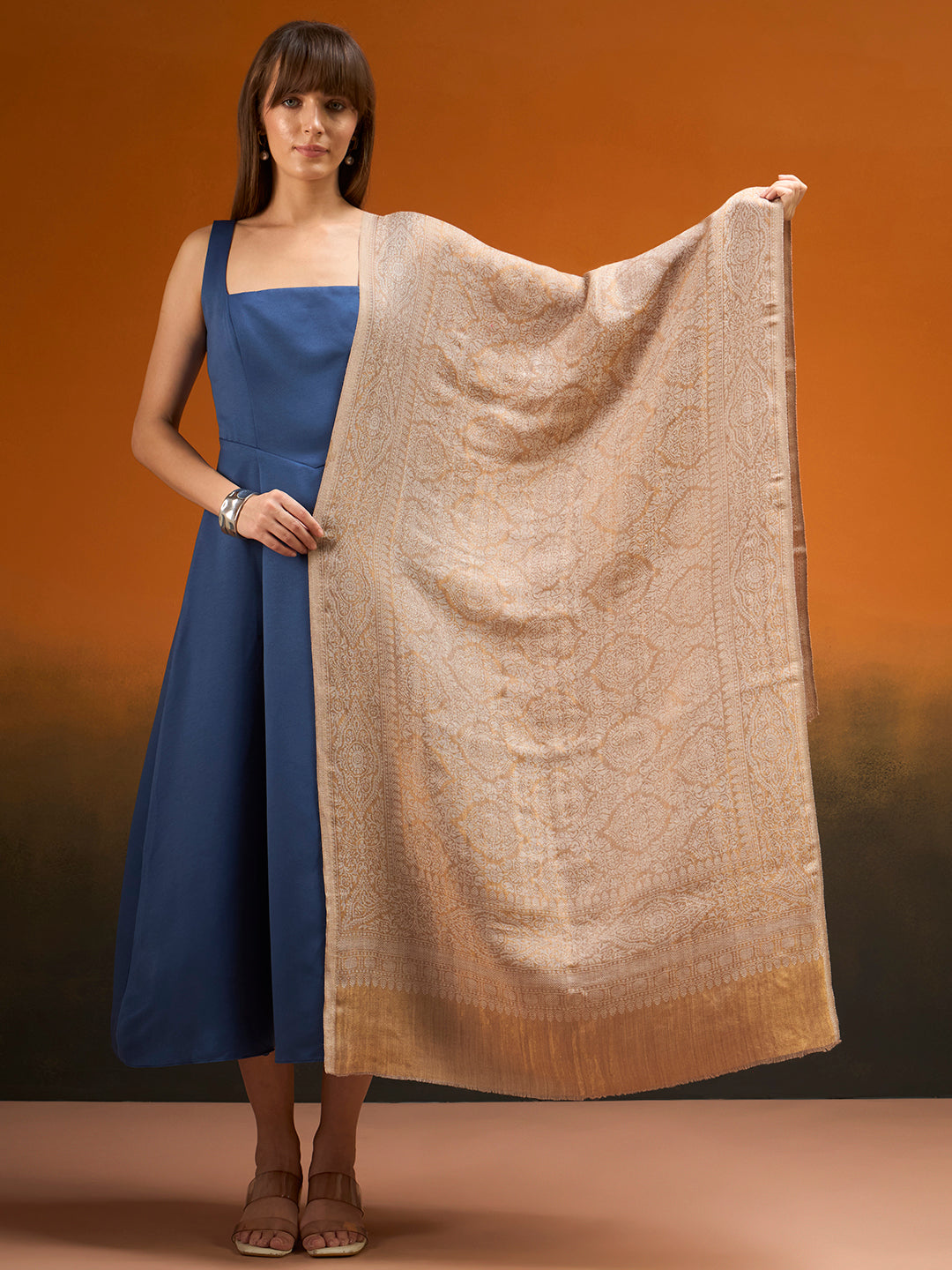 Women Imperial trellis Zari Stole