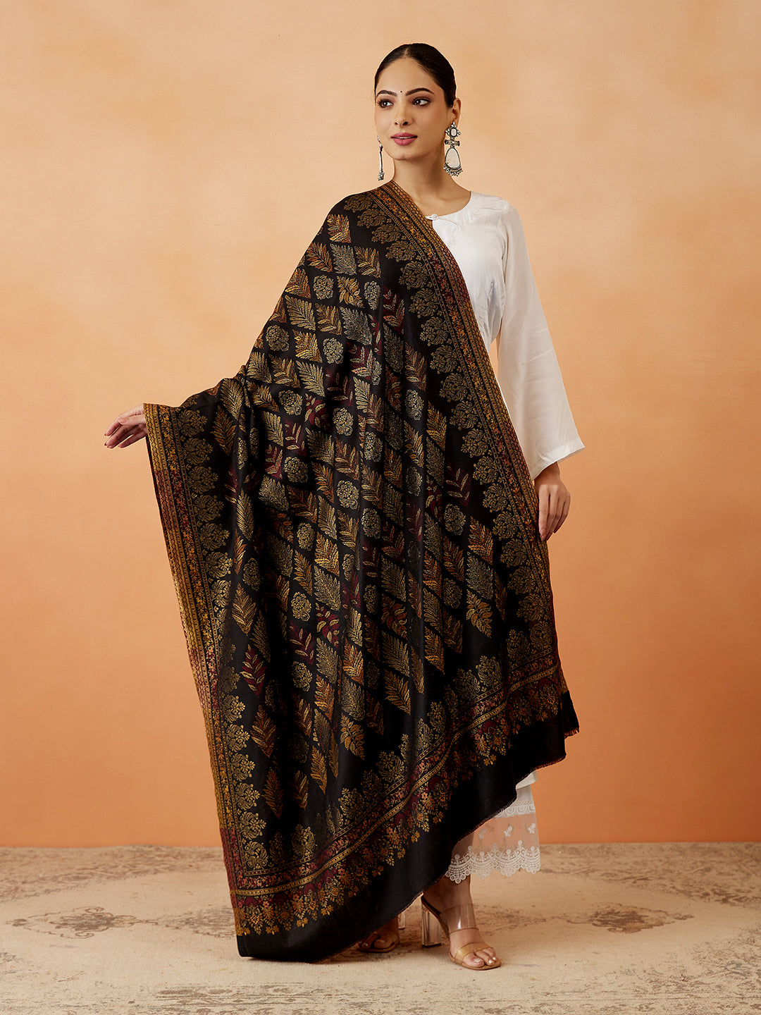 Women Khumar Kaani Wool Blend Kashmiri Shawl (Size: 101x203 CM)