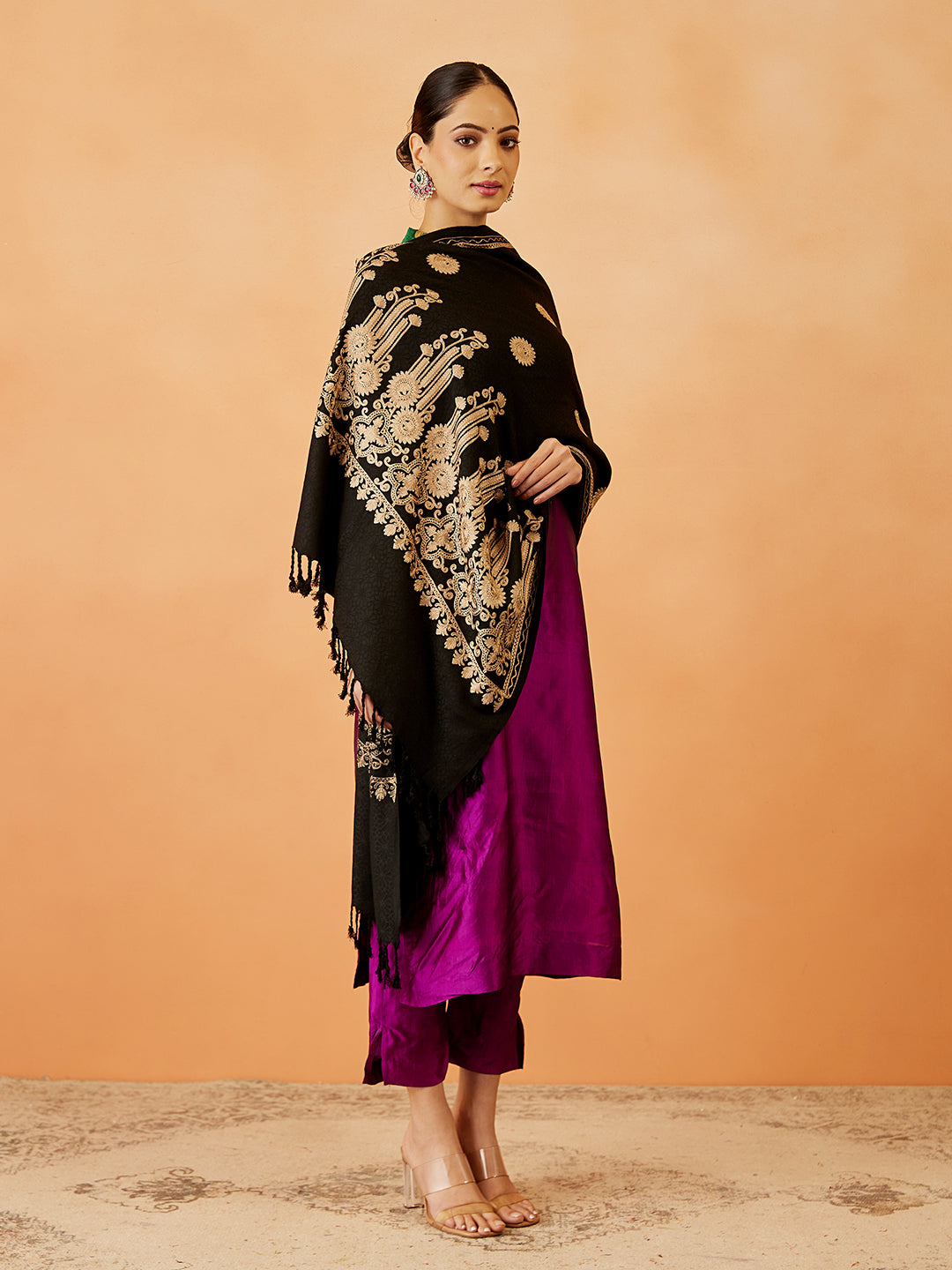 Women Nafeesa Kashmiri Aari Embroidery Stole (Size: 71x203 CM)