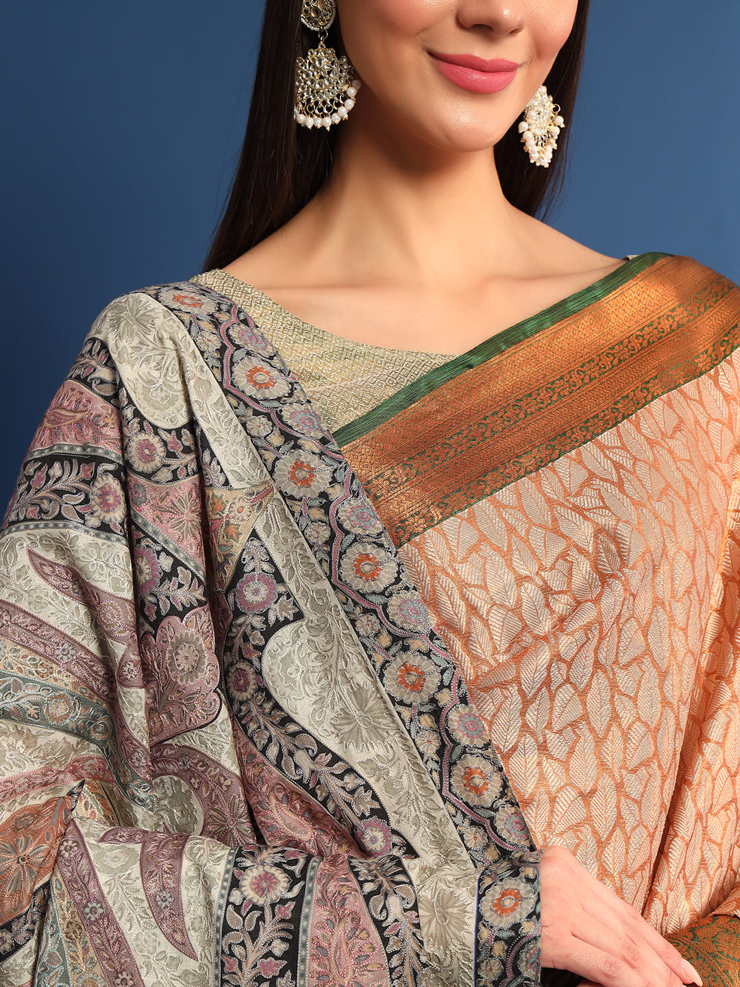 Women Safa Fine Wool Fabric Pashmina Kalamkari Embroidered Shawl (Size: 115x230 CM)