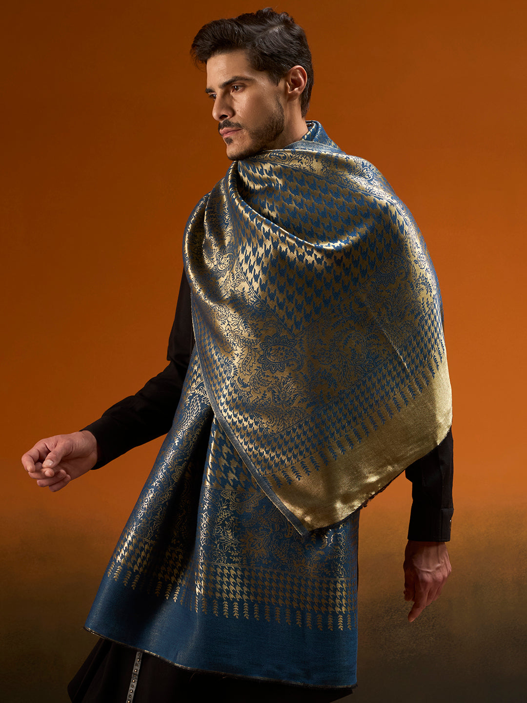 Men Obsidian Gold Reversible Zari Stole