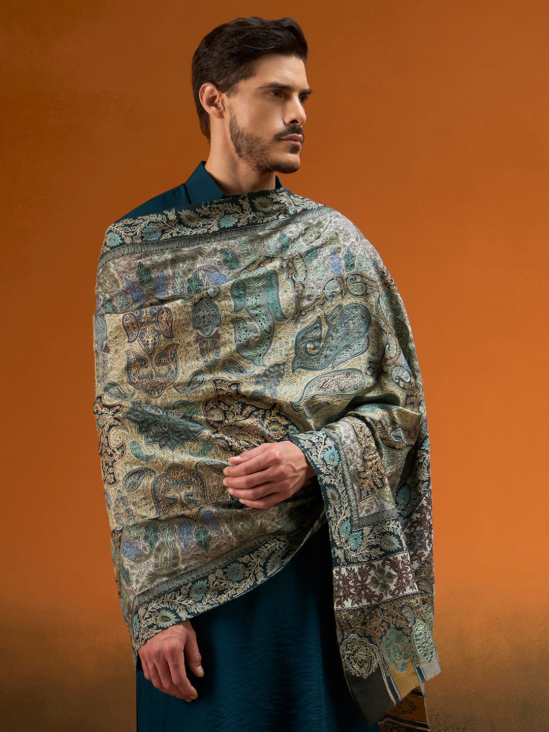 Men nafees Fine Wool Kalamkari Embroidered Shawl
