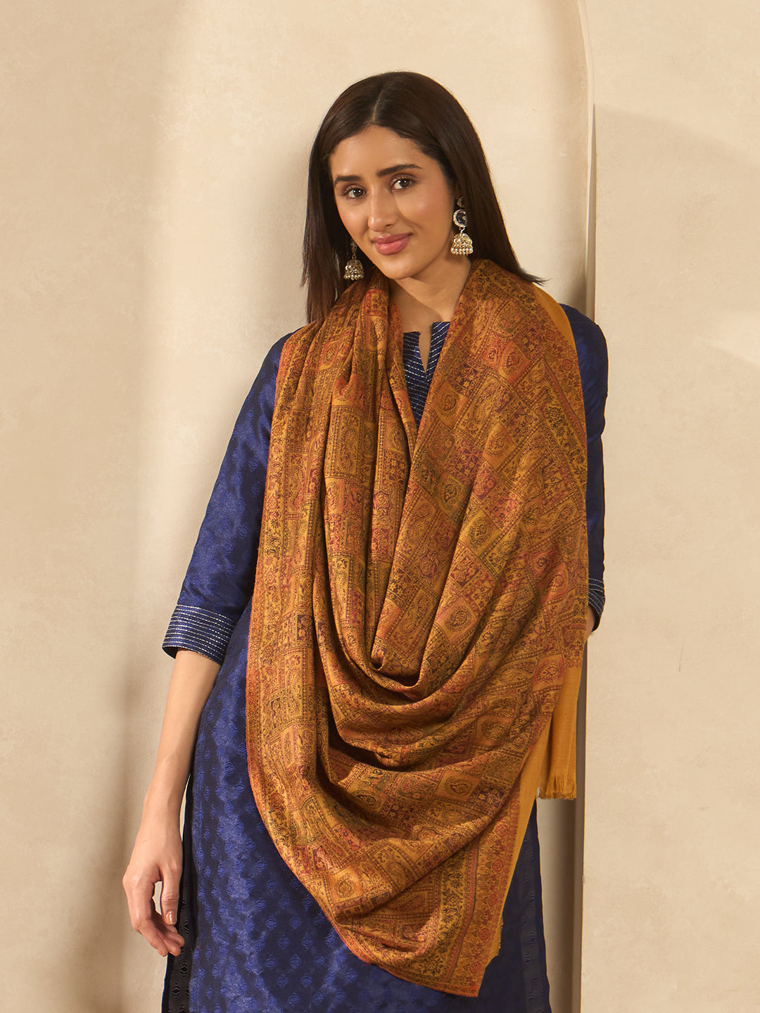 Women Regal Tapestry Kashmiri Jamawar Woven Shawl