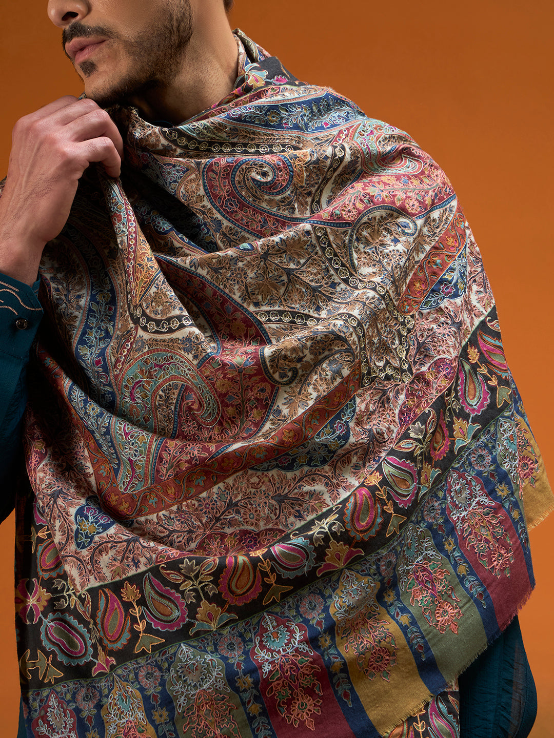 Men rangrez Fine Wool Kalamkari Embroidered Shawl