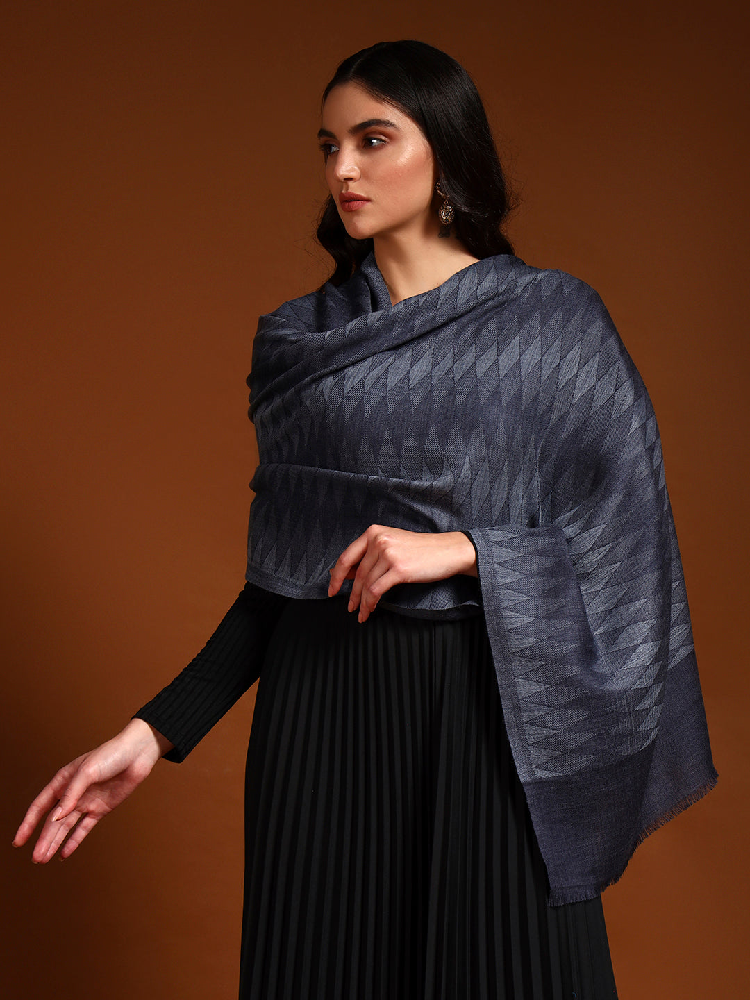 Women 100% Pure Wool Ikat Checkered Stole, Sustainable and Natural Fabric (Size 71x203 CM)