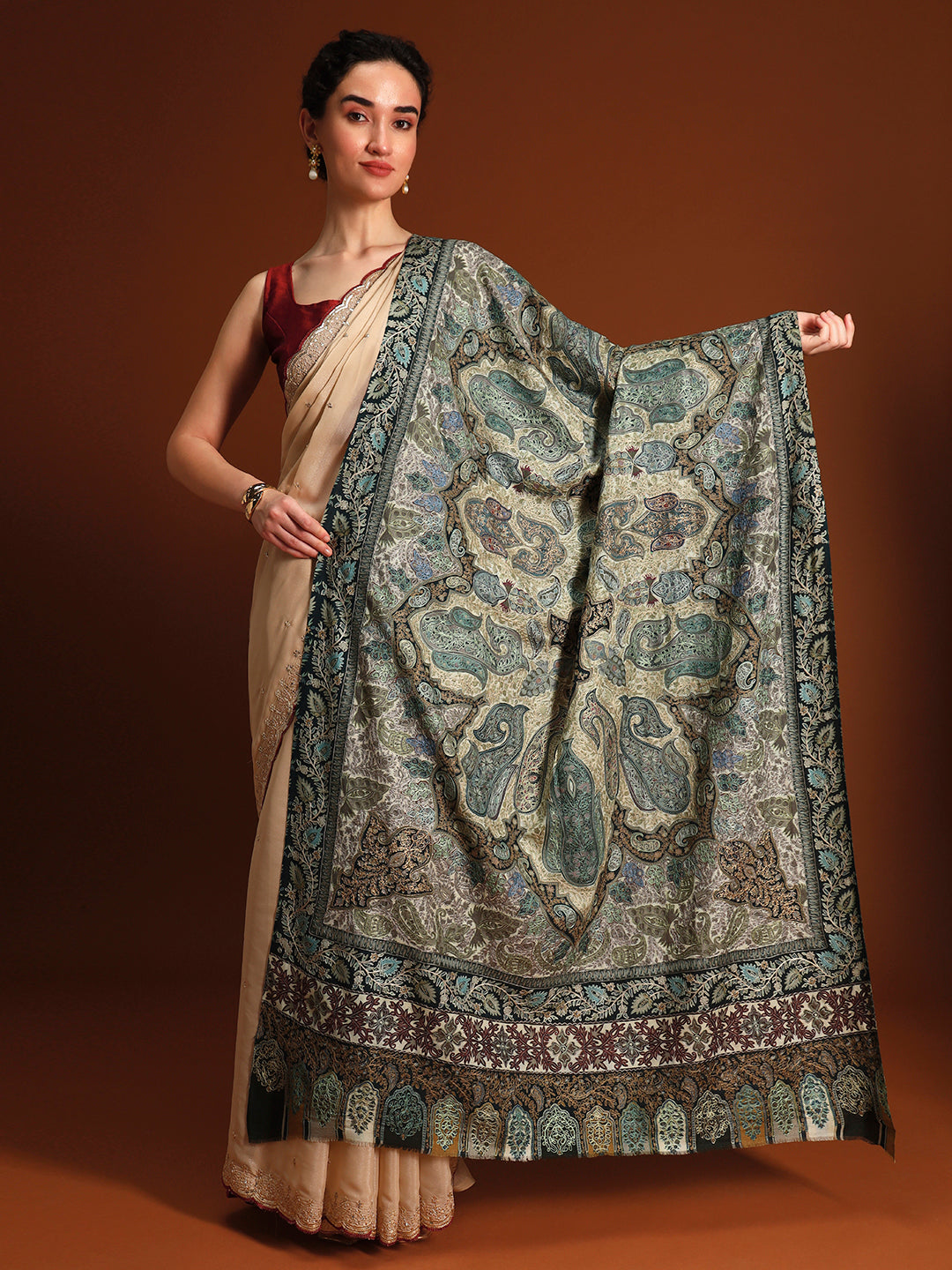 Women Nafees Fine Wool Fabric Kalamkari Embroidered Shawl