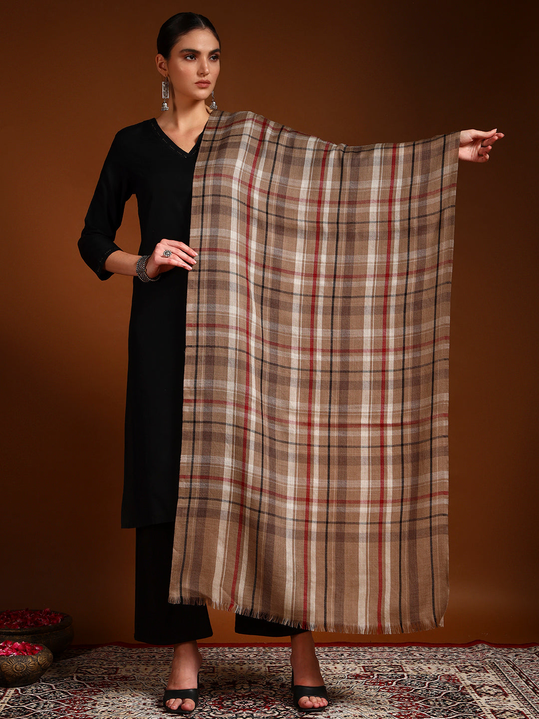 Women 100% Pure Wool Checkered Stole, Sustainable and Natural Fabric (Size 71x203 CM)