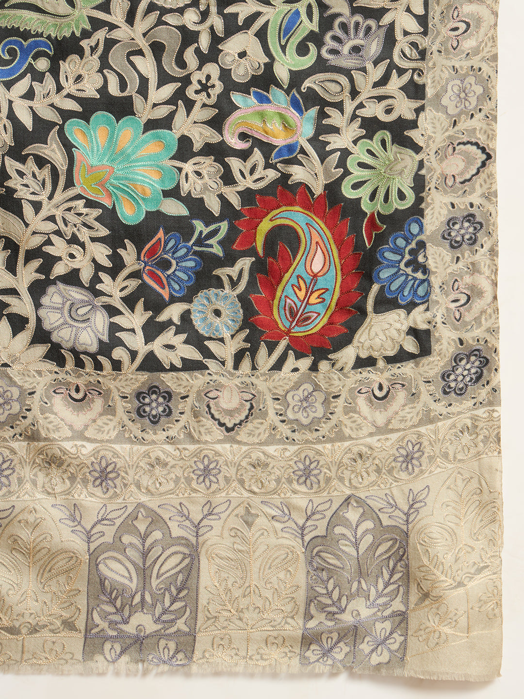 Women Waqar Fine Wool Fabric Kalamkari Embroidered Shawl