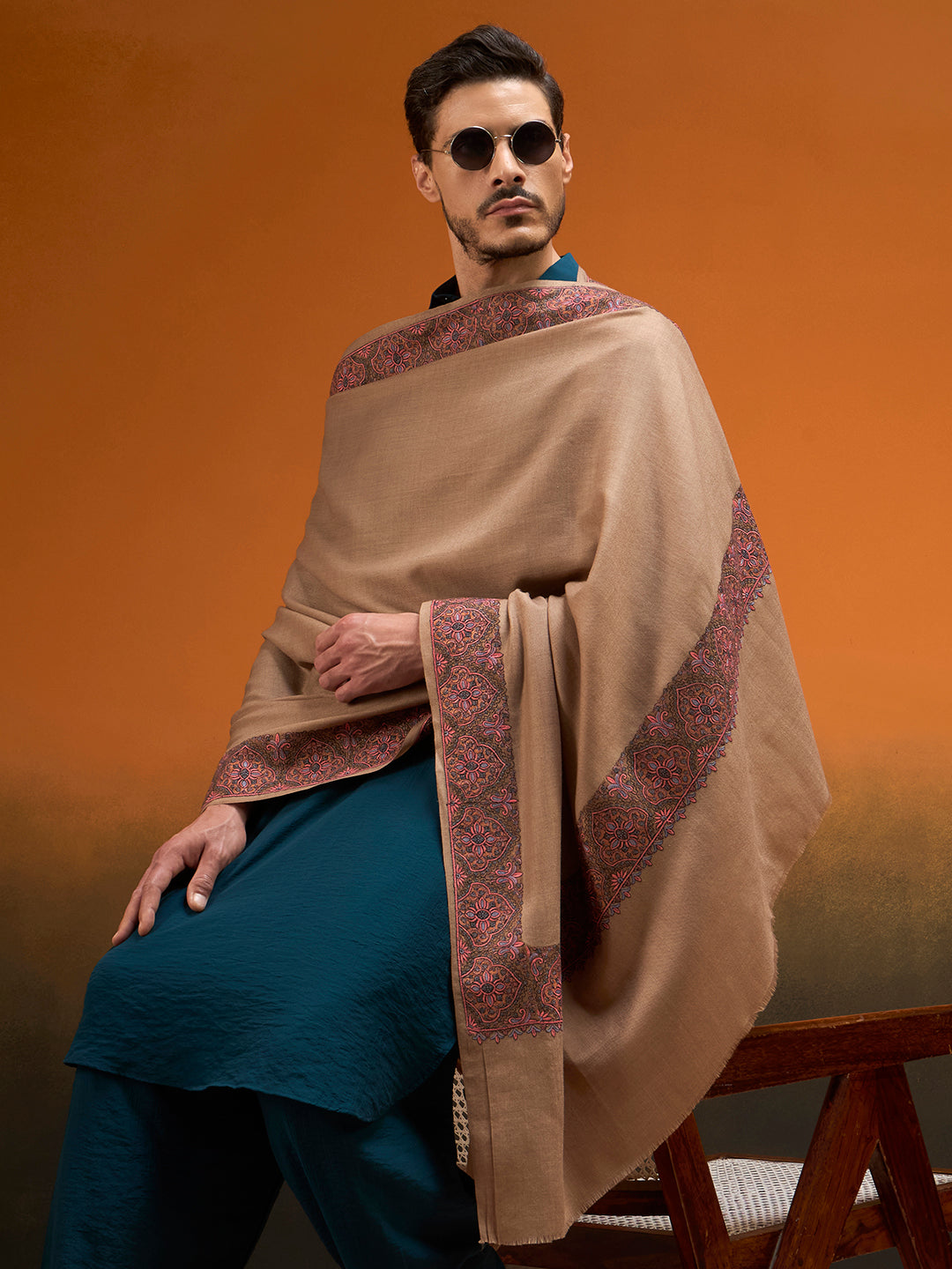 Men Nafāsat Sozni Embroidered Shawl