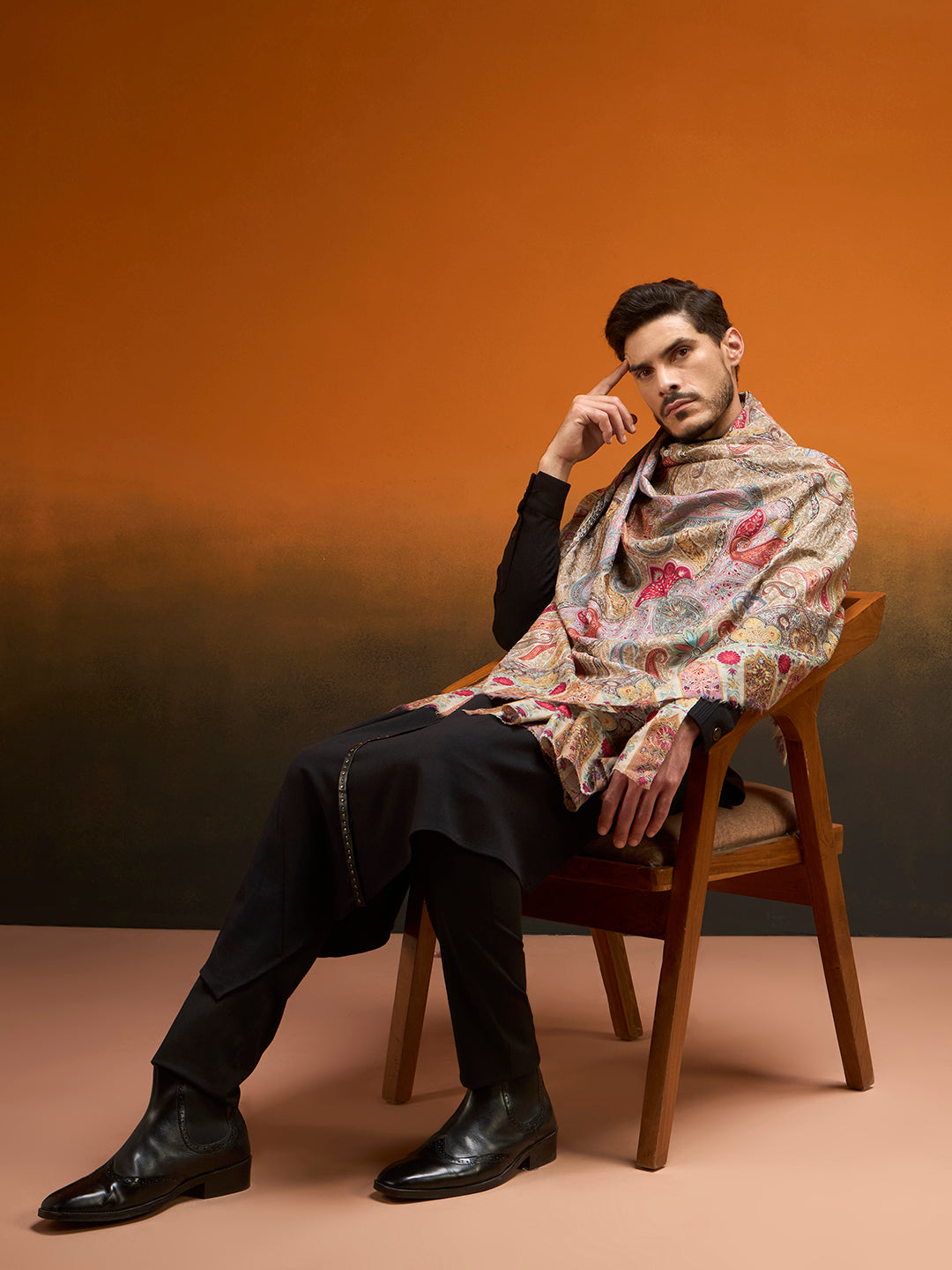 Men Paisley Promenade Fine Wool Kalamkari Embroidered Shawl