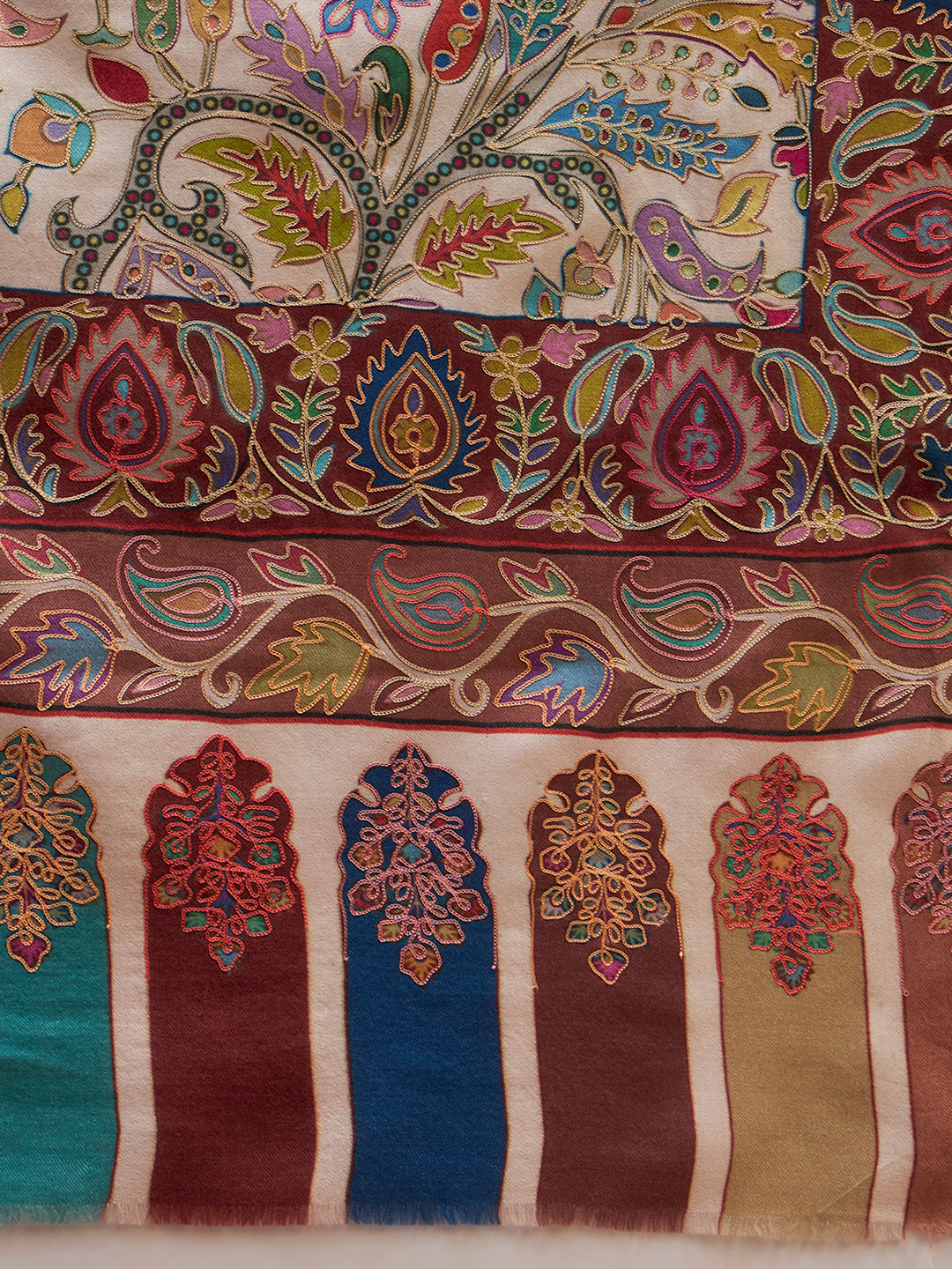 Men Nafees Naqsh Fine Wool Kalamkari Embroidered Shawl