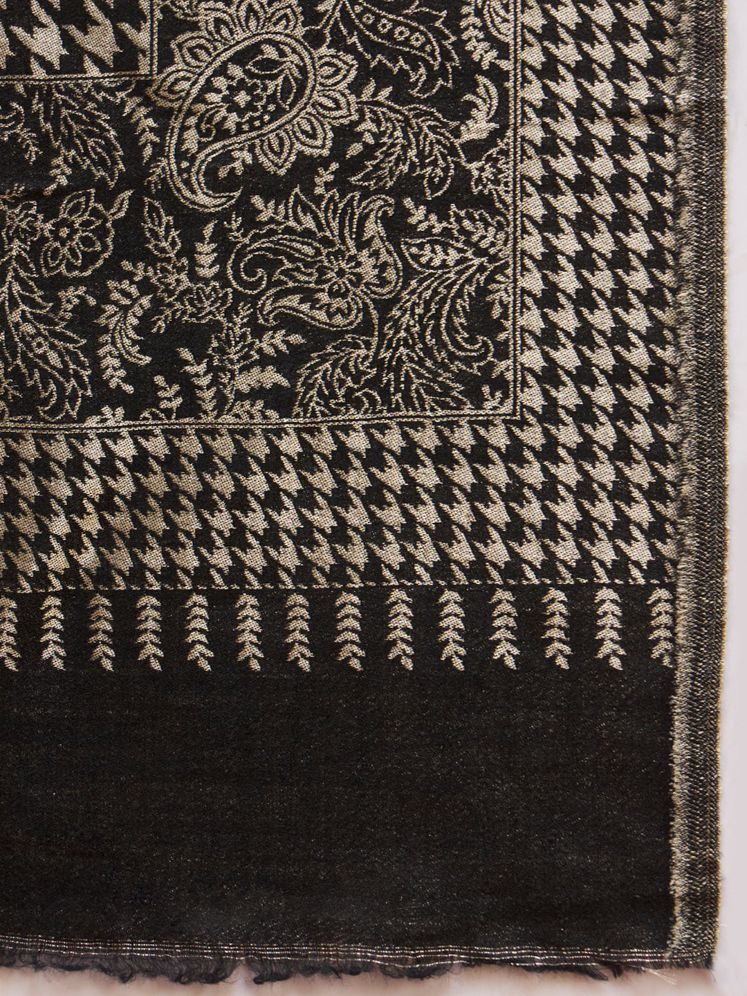 Men Obsidian Gold Reversible Zari Stole