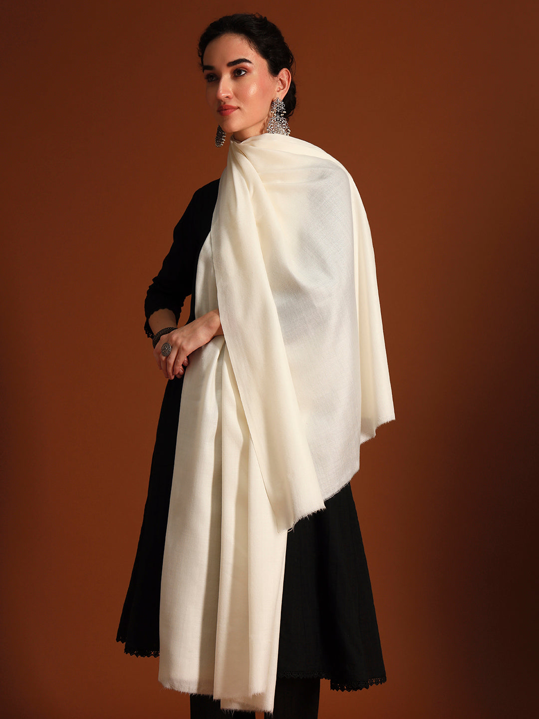 Women Verdant Grace Fine Wool Blend Solid Melange Shawl
