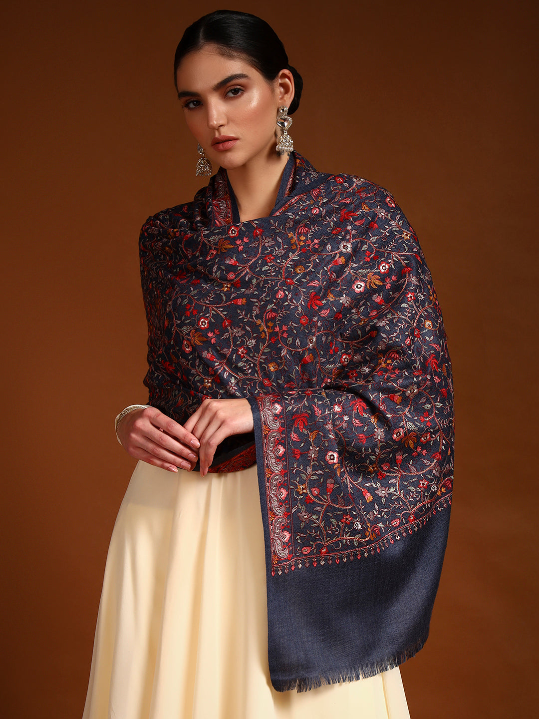 Pashmoda Women Shabnum 100% Pure Wool Sozni Hand Embroidered Stole (Size-71x203cm)