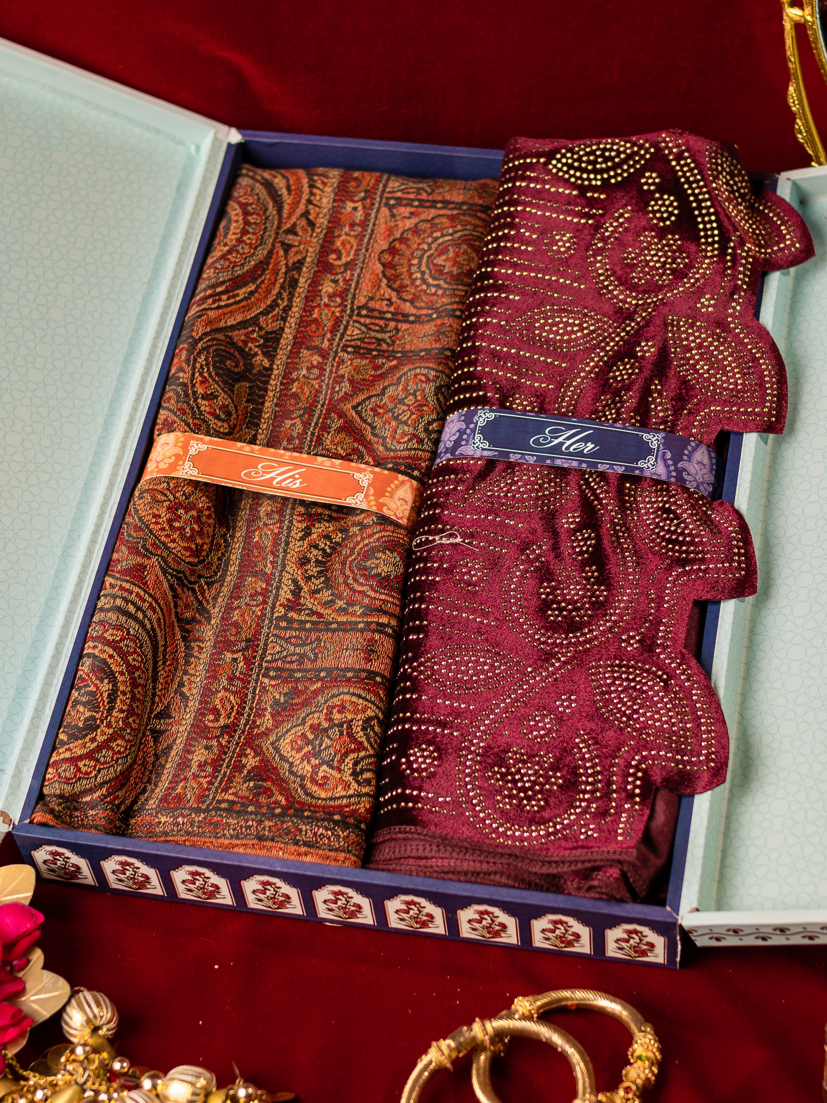 His and Her Gift Set of Jamawar Shawl and Velvet stole With Wooden Gift Box